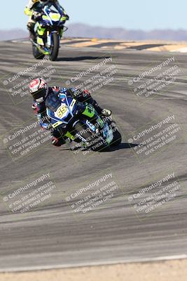 media/Dec-07-2025-CVMA (Sun) [[3e7d2de5dc]]/Race 6-The Shootout/